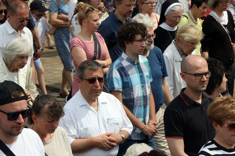 Centralna procesja Bożego Ciała we Wrocławiu 2023