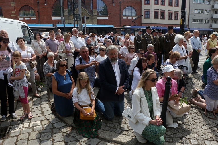Centralna procesja Bożego Ciała we Wrocławiu 2023