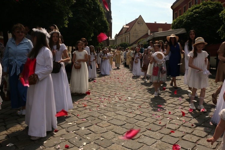 Centralna procesja Bożego Ciała we Wrocławiu 2023