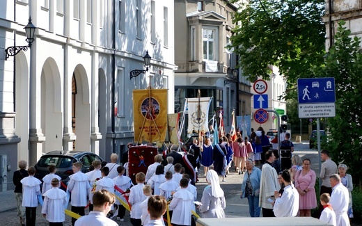 Procesja Bożego Ciała na gliwickiej starówce