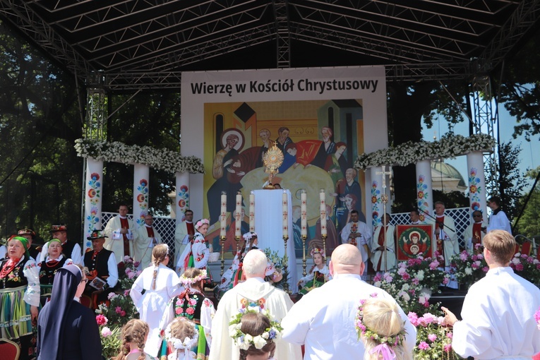 Procesja Bożego Ciała w Łowiczu