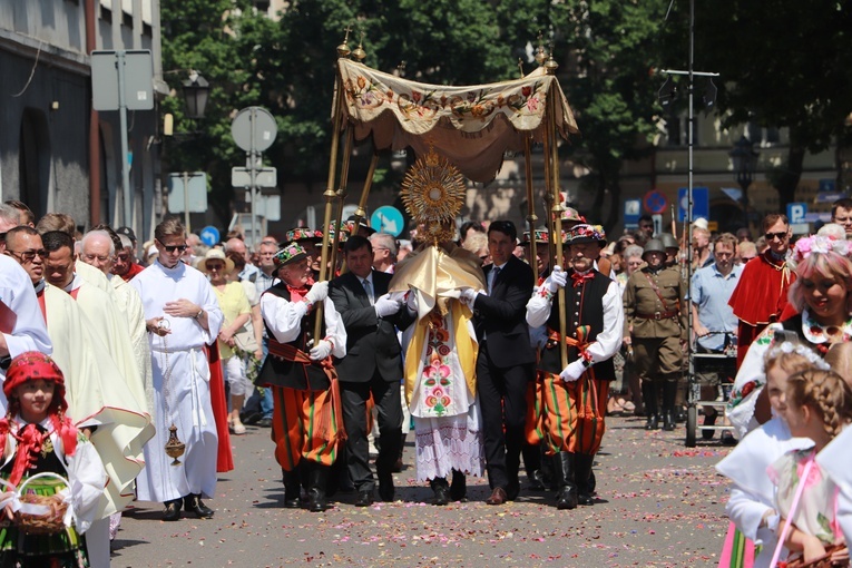 Procesja Bożego Ciała w Łowiczu