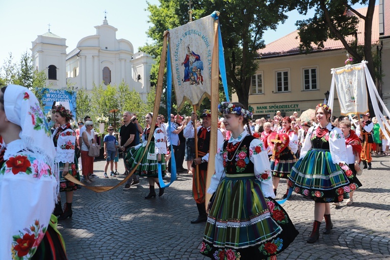 Procesja Bożego Ciała w Łowiczu