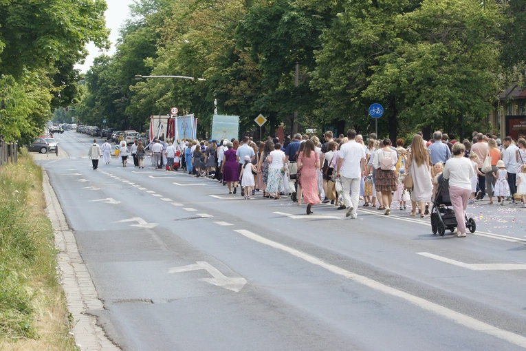 Procesja Bożego Ciała z Polanki na Karłowice we Wrocławiu