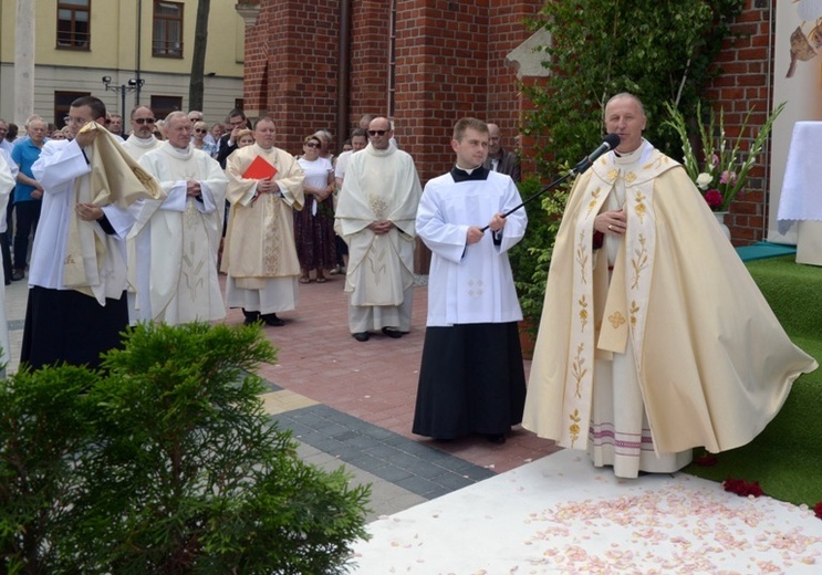 Boże Ciało w centrum Radomia