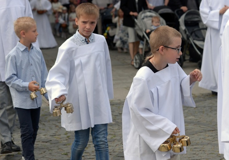 Boże Ciało w centrum Radomia