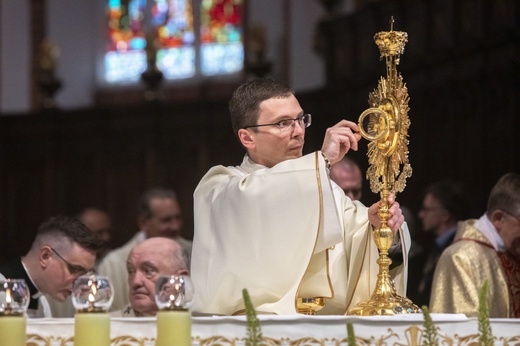 Boże Ciało. Wierzę w Kościół