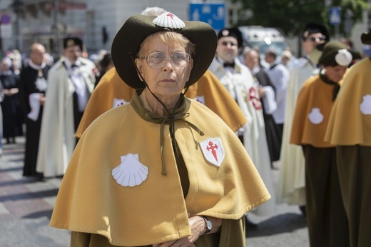 Boże Ciało. Wierzę w Kościół