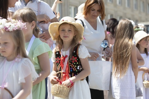 Boże Ciało. Wierzę w Kościół