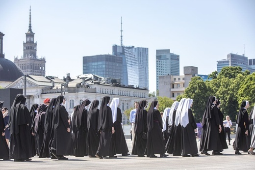 Boże Ciało. Wierzę w Kościół