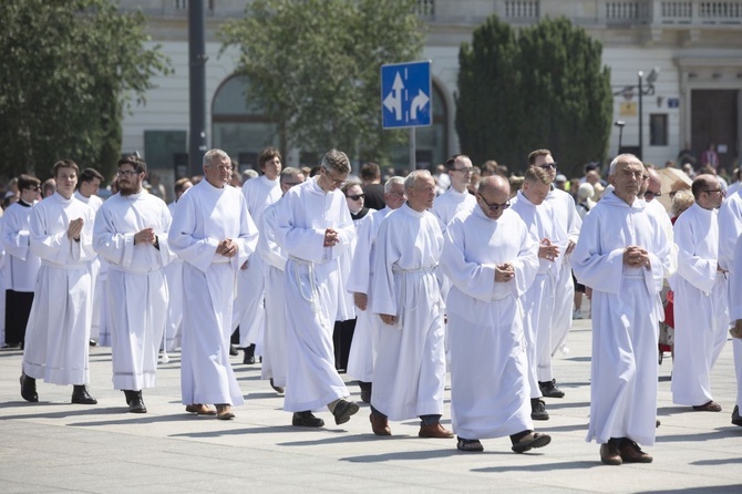 Boże Ciało. Wierzę w Kościół