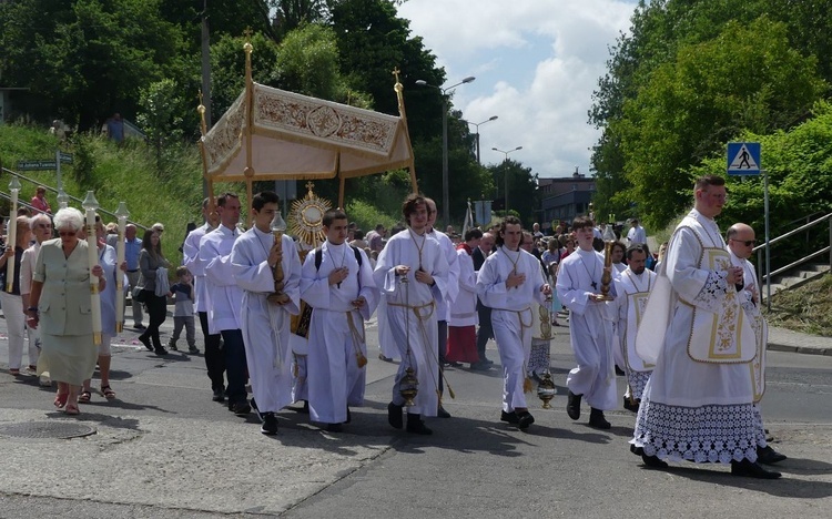 Procesja Bożego Ciała na Złotych Łanach w Bielsku-Białej - 2023