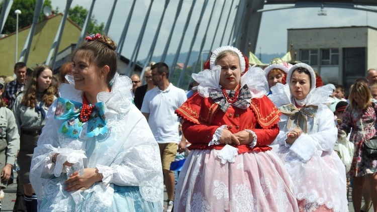 Procesja Bożego Ciała z bp. Romanem Pindlem w Żywcu - 2023