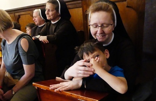 Pielgrzymka przedszkolaków do bł. Matki Małgorzaty Łucji Szewczyk w Oświęcimiu