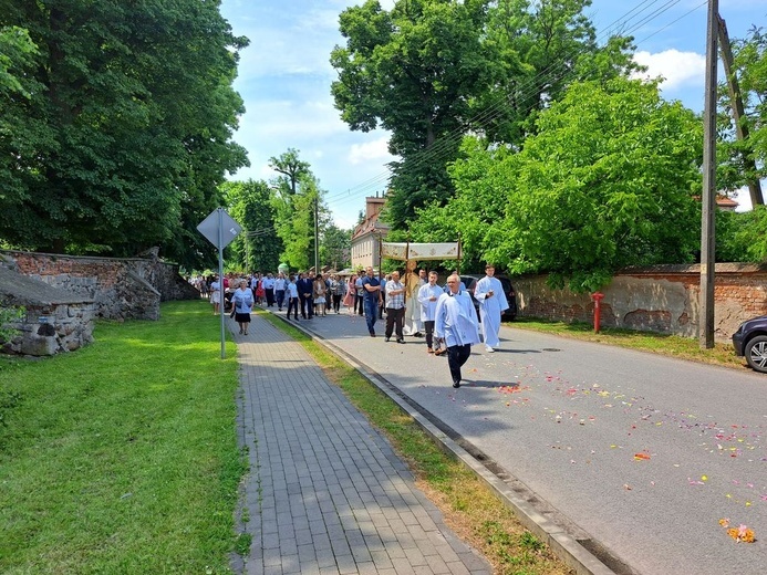 Boże Ciało w Małujowicach