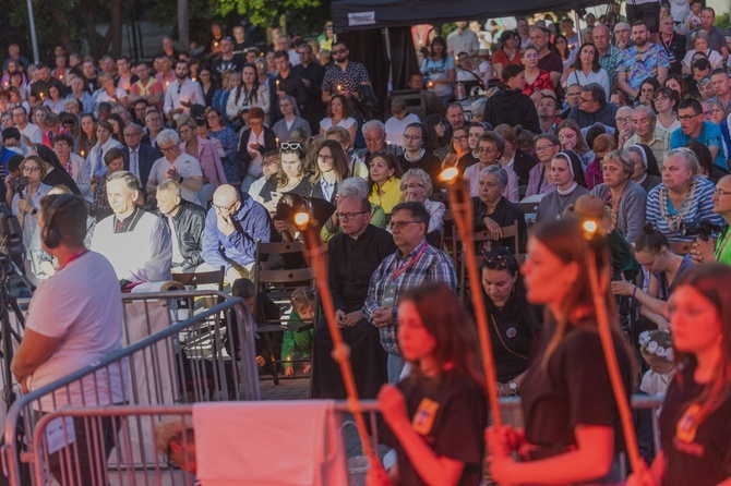 Sygnał Miłosierdzia ze św. Faustyną