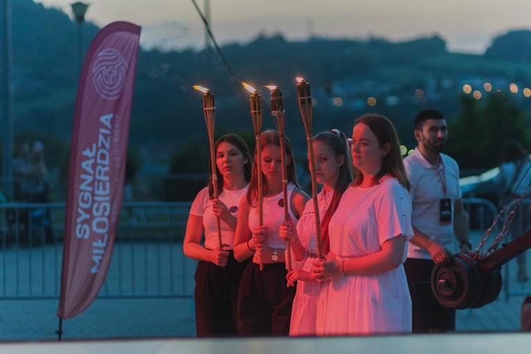 Sygnał Miłosierdzia ze św. Faustyną