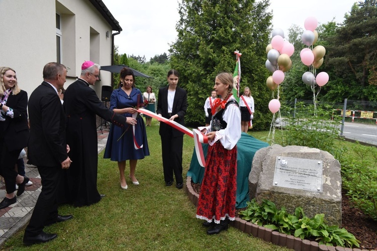 100 lat szkoły w Rdziostowie