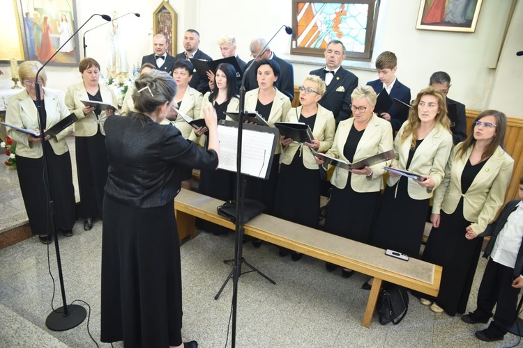 100 lat szkoły w Rdziostowie