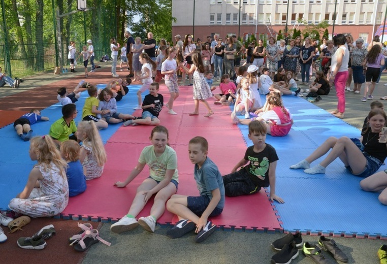 Festyn w PSP 33 w Radomiu