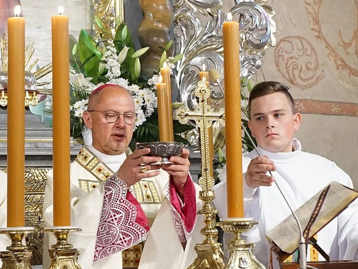 Konsekracja nowego ołtarza