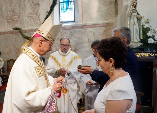 Konsekracja nowego ołtarza