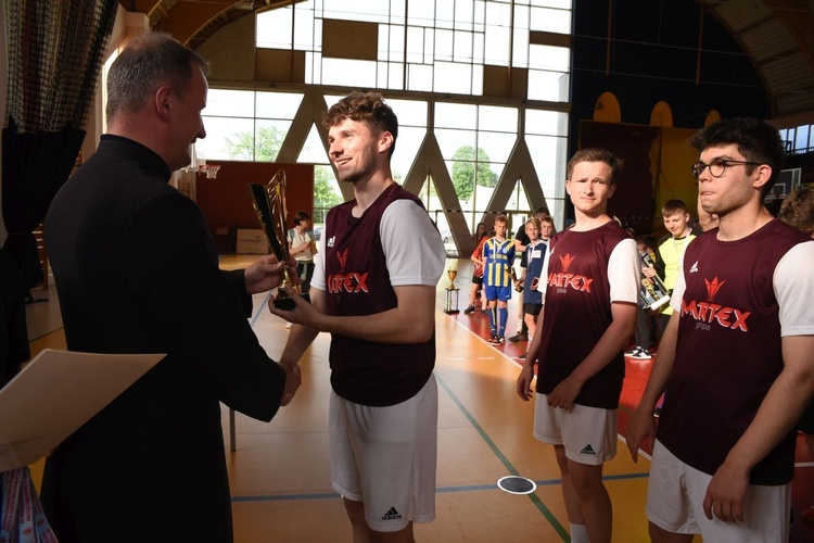 16. Mistrzostwa LSO w piłce nożnej halowej