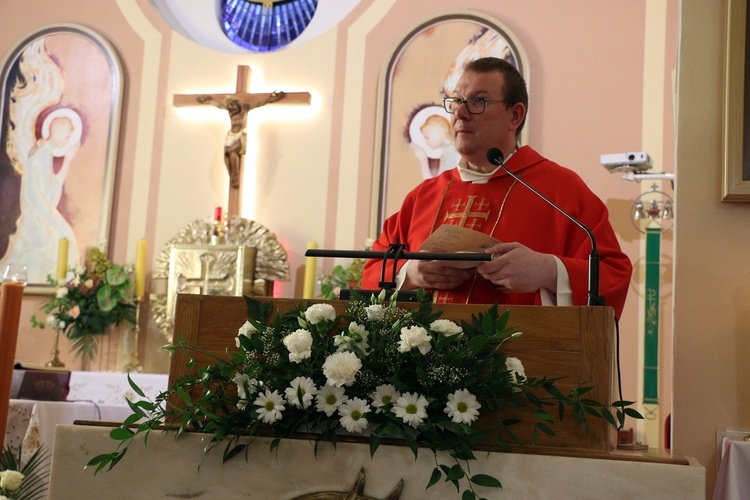 Bierzmowanie w sanktuarium Antoniego Padewskiego w Obornikach Śląskich