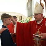 Bierzmowanie w sanktuarium Antoniego Padewskiego w Obornikach Śląskich