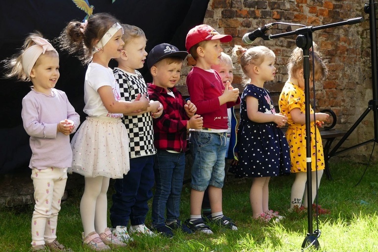 Festyn Katolickiego Przedszkola im. Dzieciątka Jezus w Cieszynie