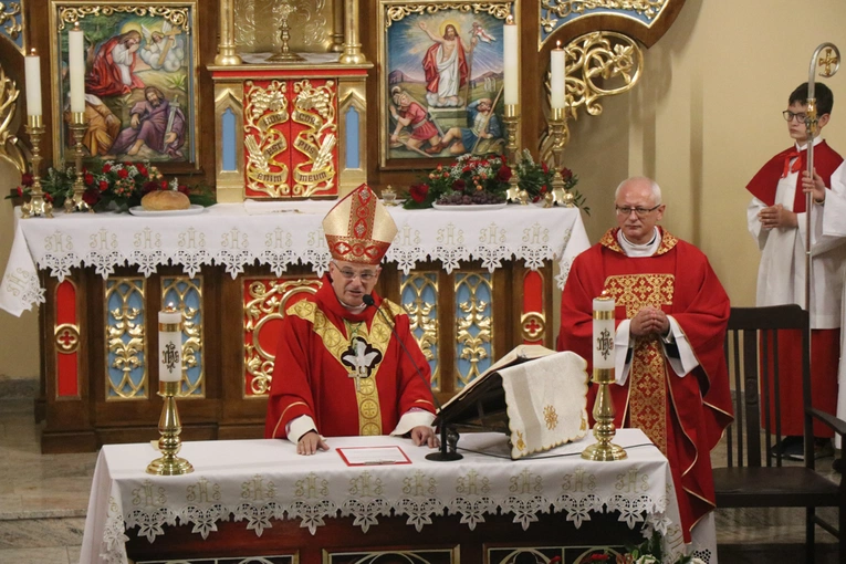 Poświęcenie ołtarza w kościele św. Barbary