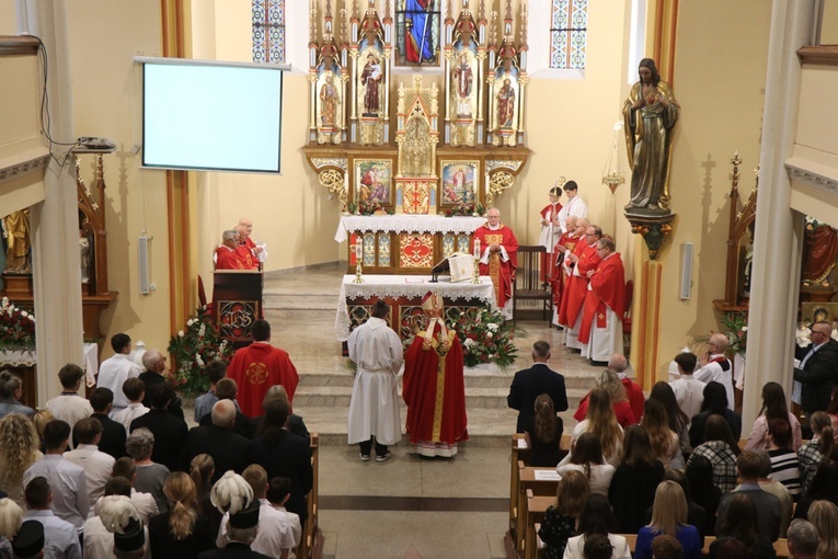 Poświęcenie ołtarza w kościele św. Barbary