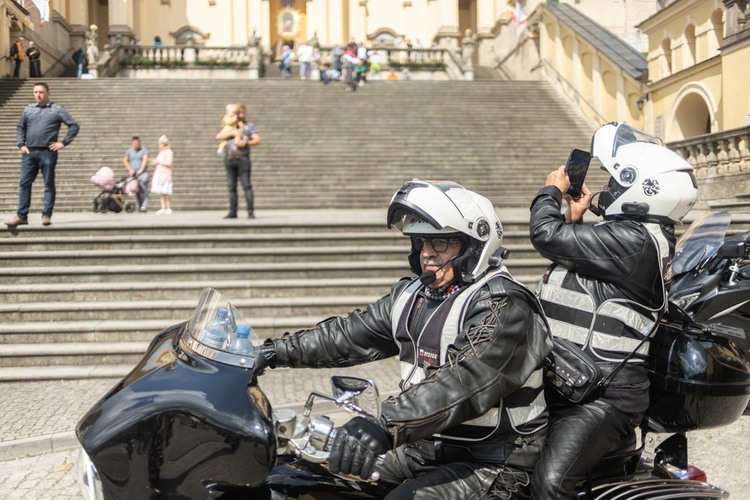 Rozpoczęcie sezonu motocyklowego w Wambierzycach