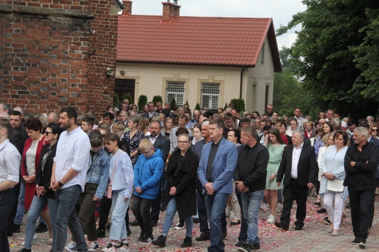 Pilzno. Poświęcenie obrazu bł. Karoliny