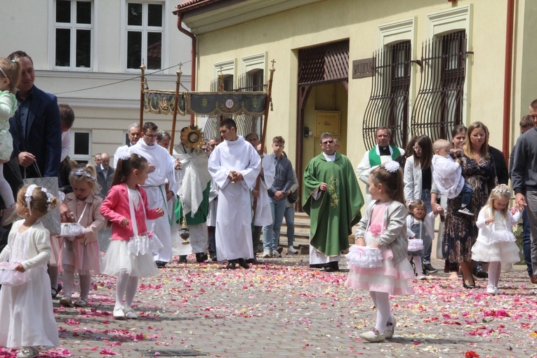 Pilzno. Poświęcenie obrazu bł. Karoliny