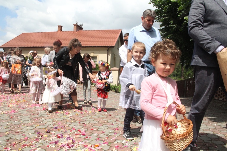 Pilzno. Poświęcenie obrazu bł. Karoliny