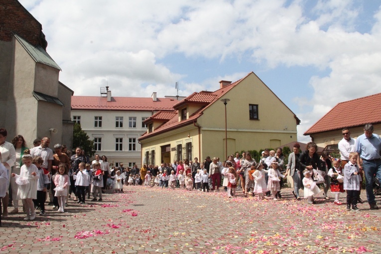 Pilzno. Poświęcenie obrazu bł. Karoliny