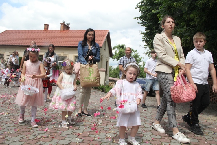 Pilzno. Poświęcenie obrazu bł. Karoliny