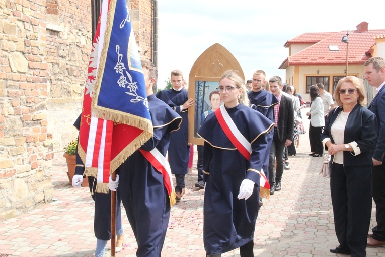 Pilzno. Poświęcenie obrazu bł. Karoliny