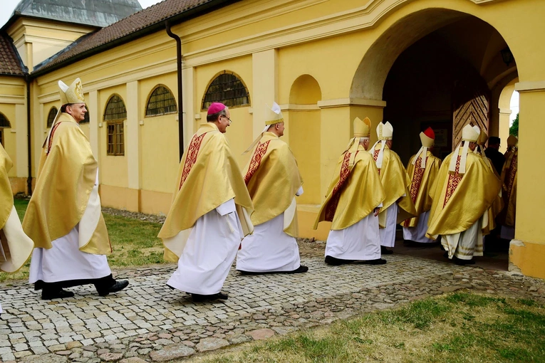 Stoczek Klasztorny. Konferencja Episkopatu Polski