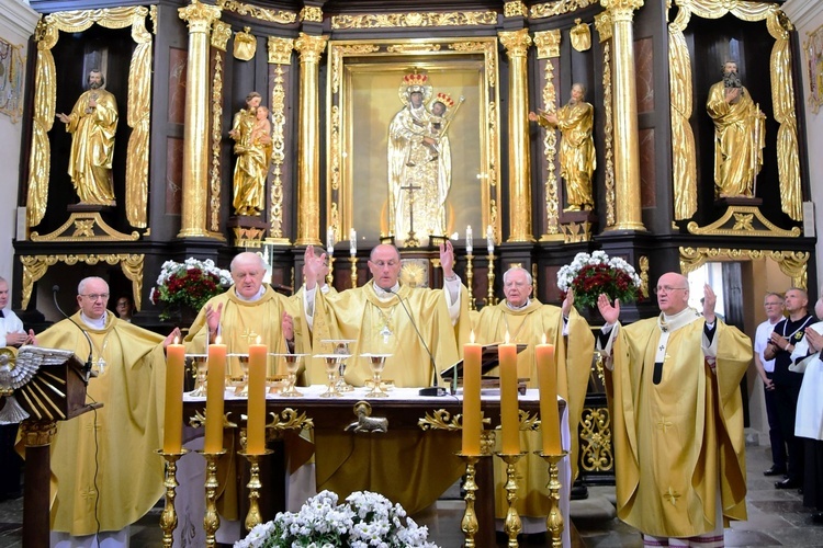 Stoczek Klasztorny. Konferencja Episkopatu Polski