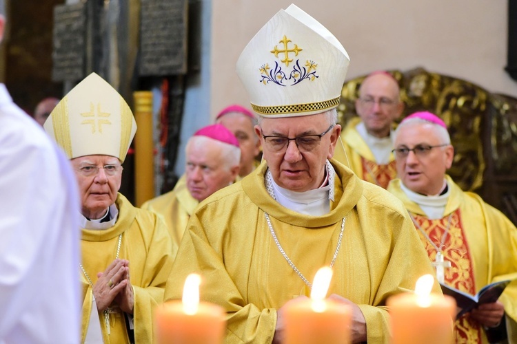 Stoczek Klasztorny. Konferencja Episkopatu Polski