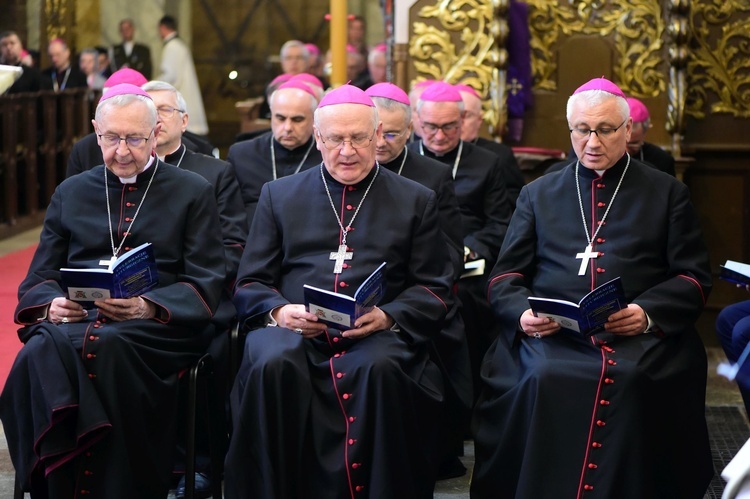 Stoczek Klasztorny. Konferencja Episkopatu Polski