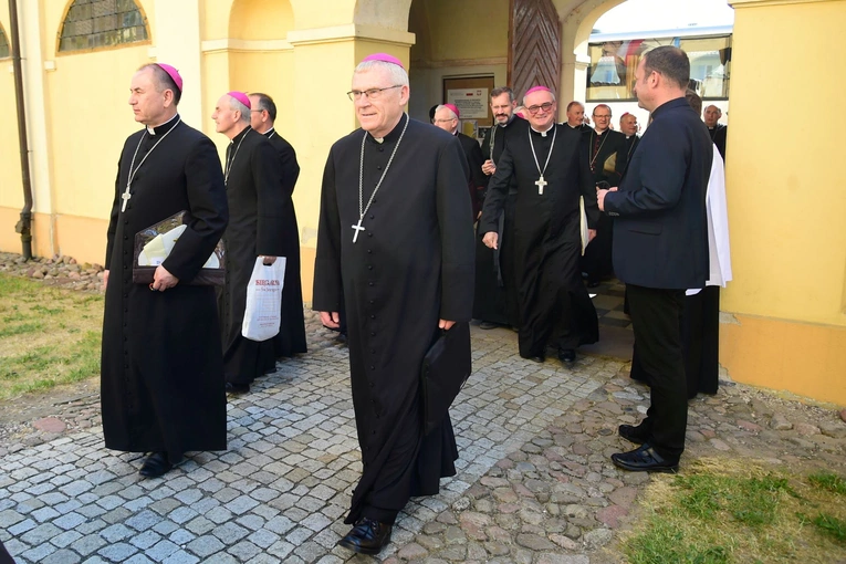 Stoczek Klasztorny. Konferencja Episkopatu Polski
