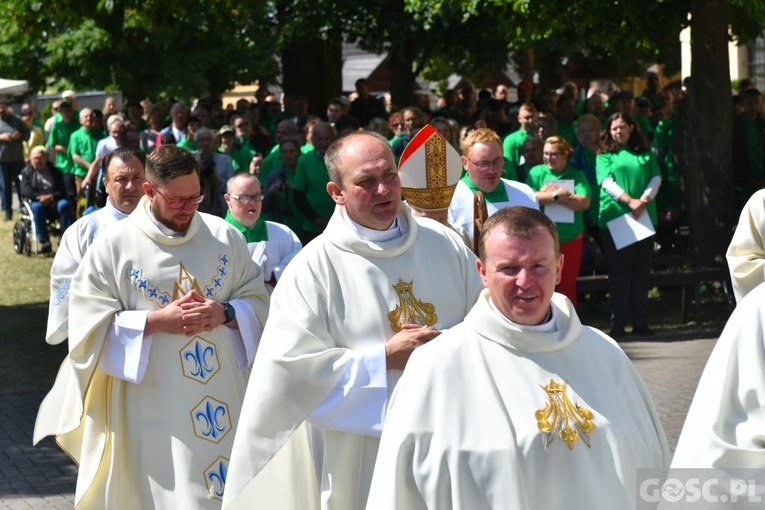 Pielgrzymka Osób Chorych i Niepełnosprawnych do Rokitna