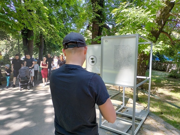 Papieska poezja na Plantach