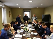 Ostatnie przygotowania do obozu stypendystów FDNT