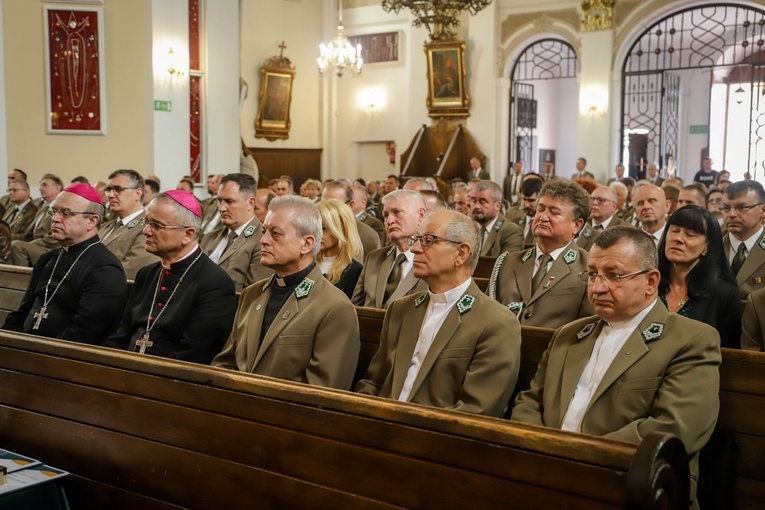 Pielgrzymka leśników do Rokitna