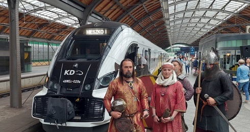 Królowie na peronie