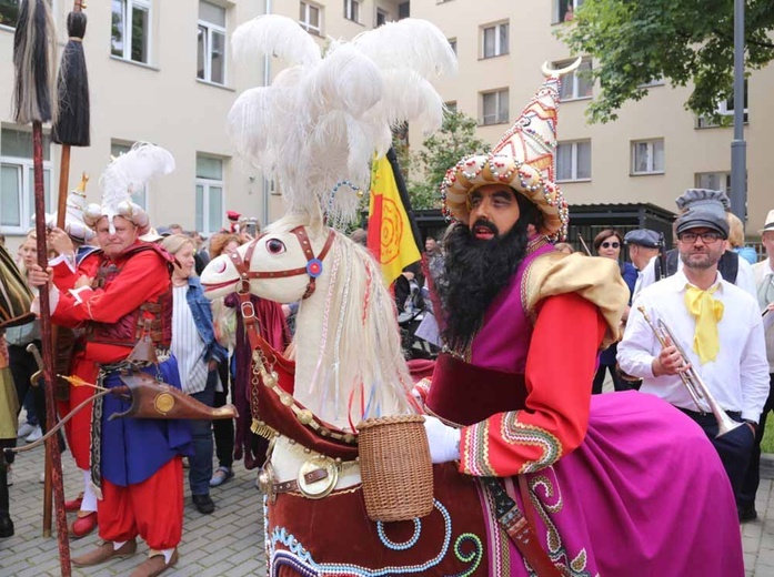 Nowy Lajkonik harcował po Krakowie